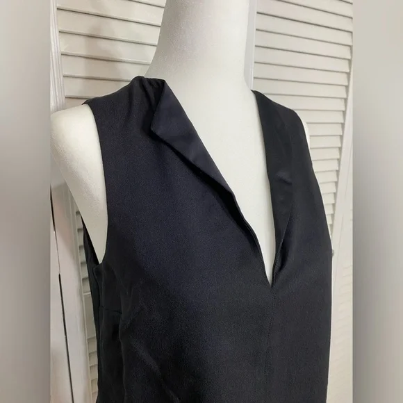 NWT Small Michael Kors Black Sleeveless V-Neck Tunic Top - Picture 3 of 7